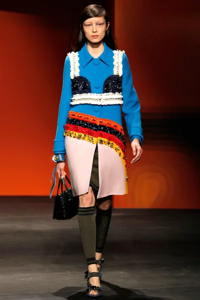 Look 35
